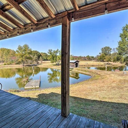Unique Loft Cabin Fire Pit And Fishing Access! Bells ภายนอก รูปภาพ