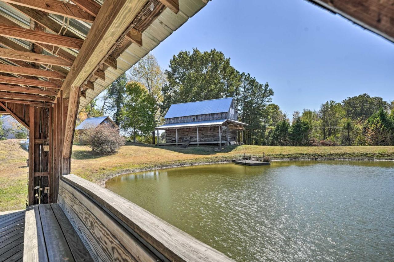 Unique Loft Cabin Fire Pit And Fishing Access! Bells ภายนอก รูปภาพ